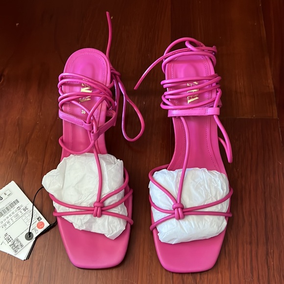 Zara pink sandals - Picture 2 of 6